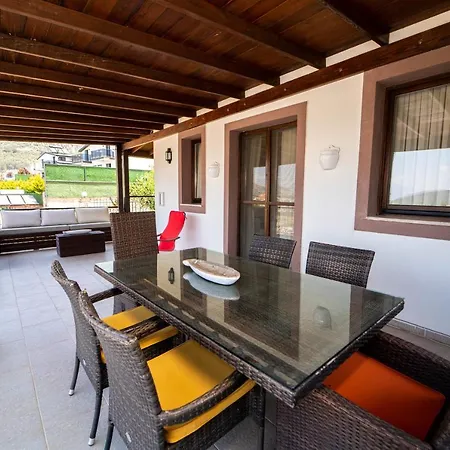 빌라 Fascinating Villa With Private Pool, Nature View, Fireplace And Balcony In Fethiye *